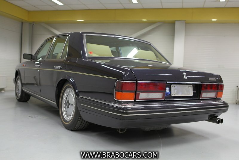 Rolls-Royce Silver Spirit