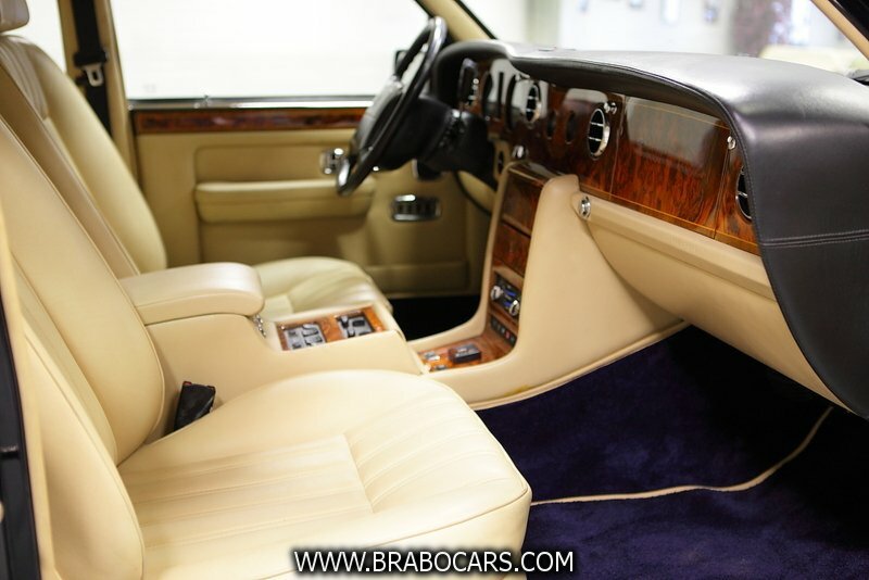 Rolls-Royce Silver Spirit