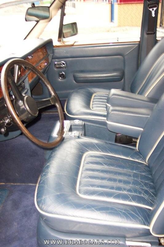 Rolls-Royce Silver Spirit