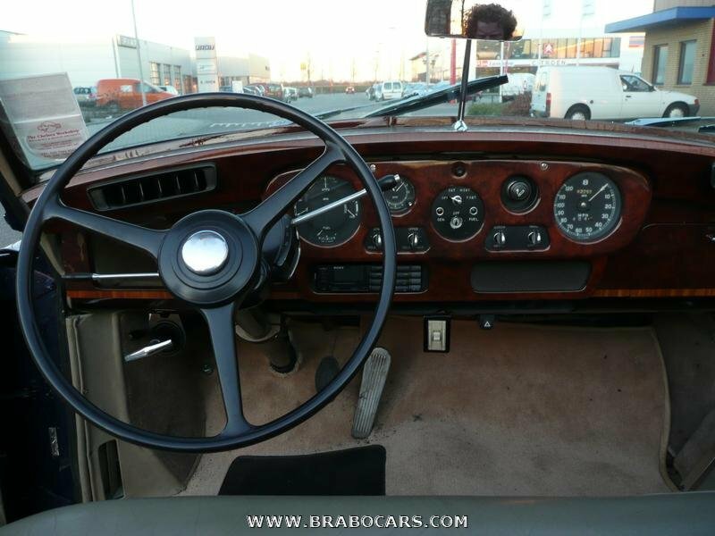 Bentley S2