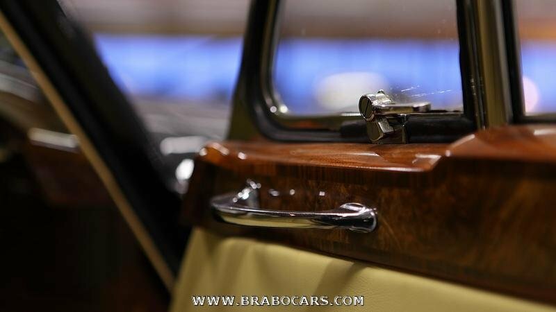 Bentley S1