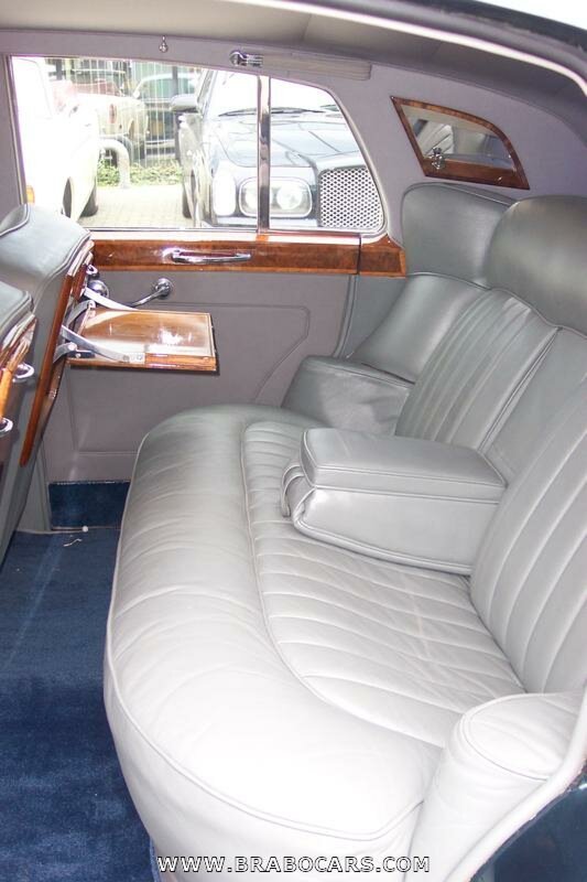 Bentley S2