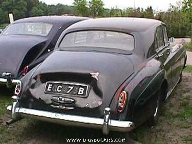 Bentley S2