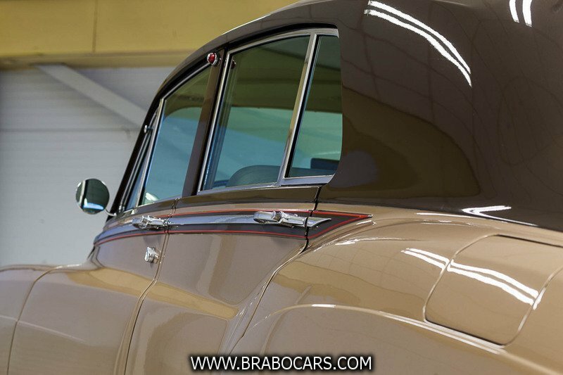 Bentley S2