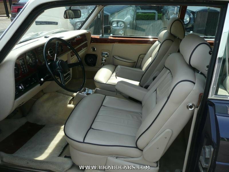 Rolls-Royce Corniche