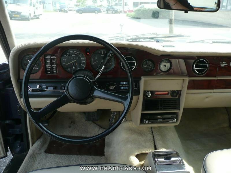 Rolls-Royce Corniche