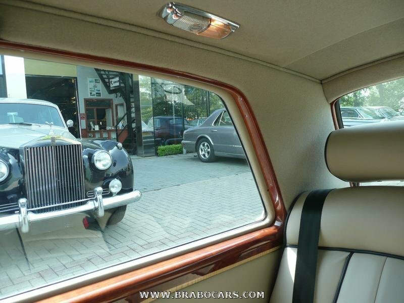 Rolls-Royce Corniche