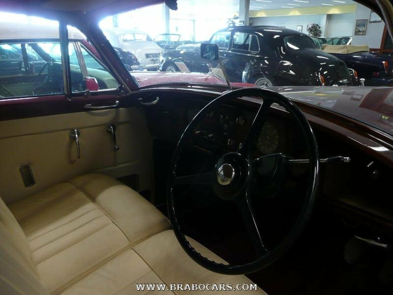 Bentley S1