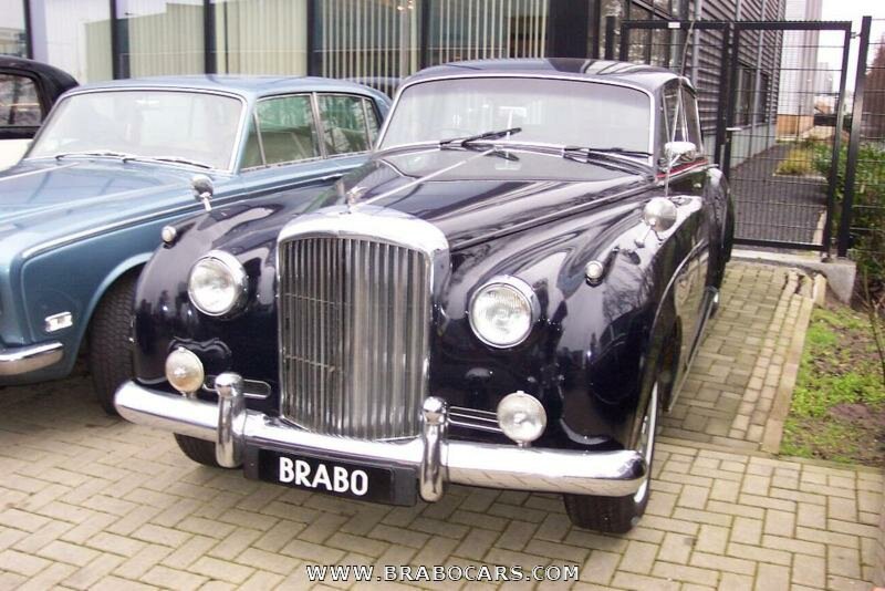Bentley S2