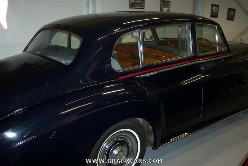 Bentley S2