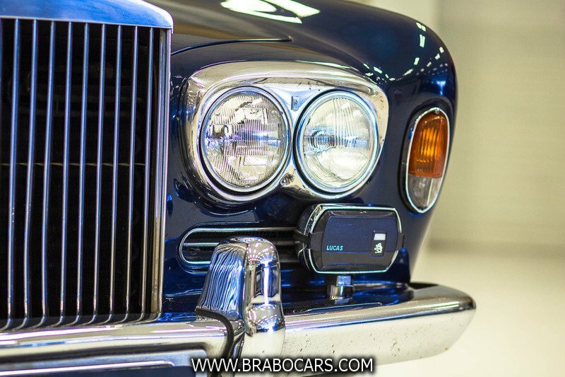 Rolls-Royce Corniche