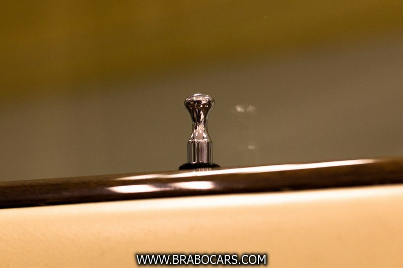Bentley Eight