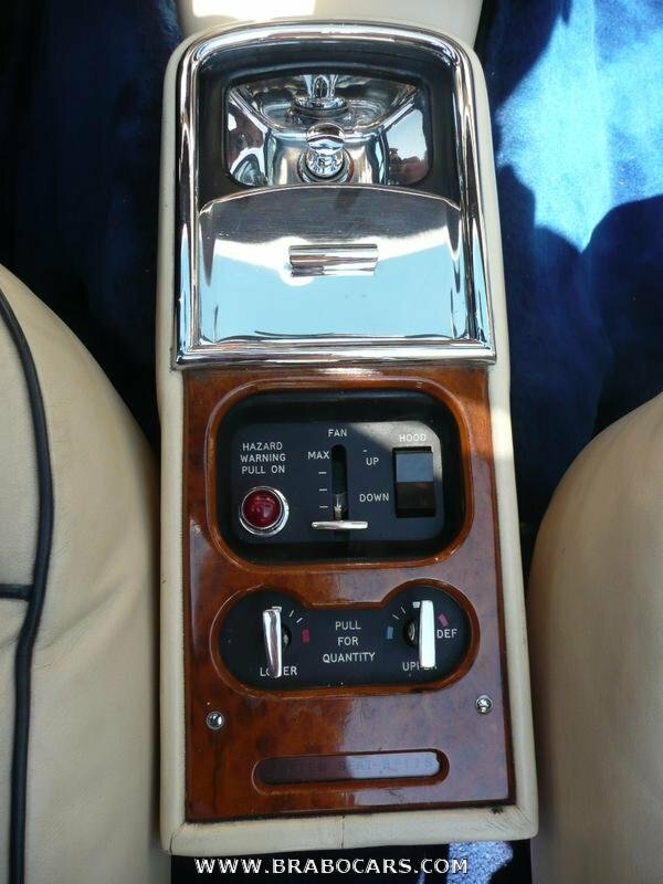 Rolls-Royce Corniche
