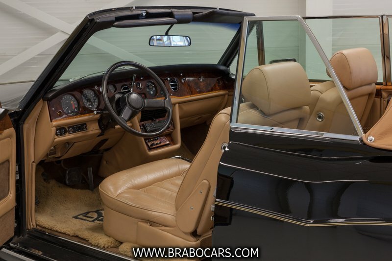 Rolls-Royce Corniche