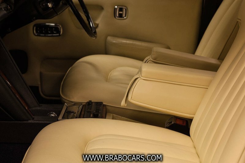 Rolls-Royce Silver Shadow