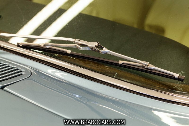 Rolls-Royce Silver Shadow