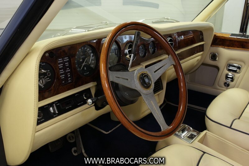 Rolls-Royce Corniche