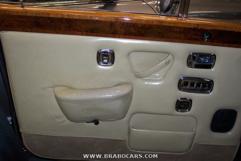 Rolls-Royce Silver Shadow