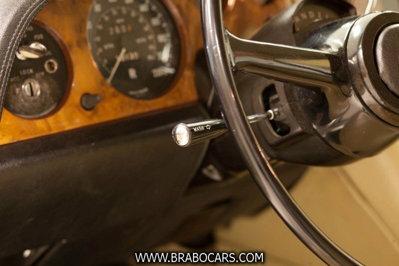 Rolls-Royce Silver Shadow