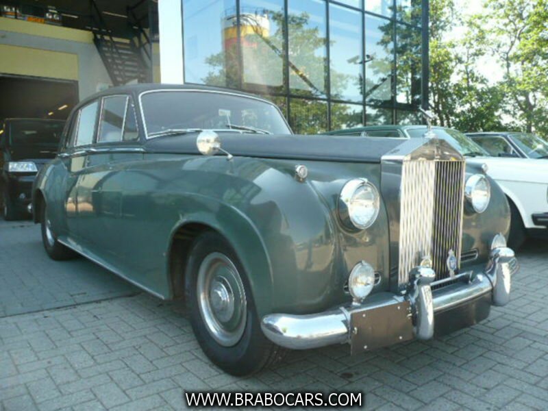 Rolls-Royce Silver Cloud II