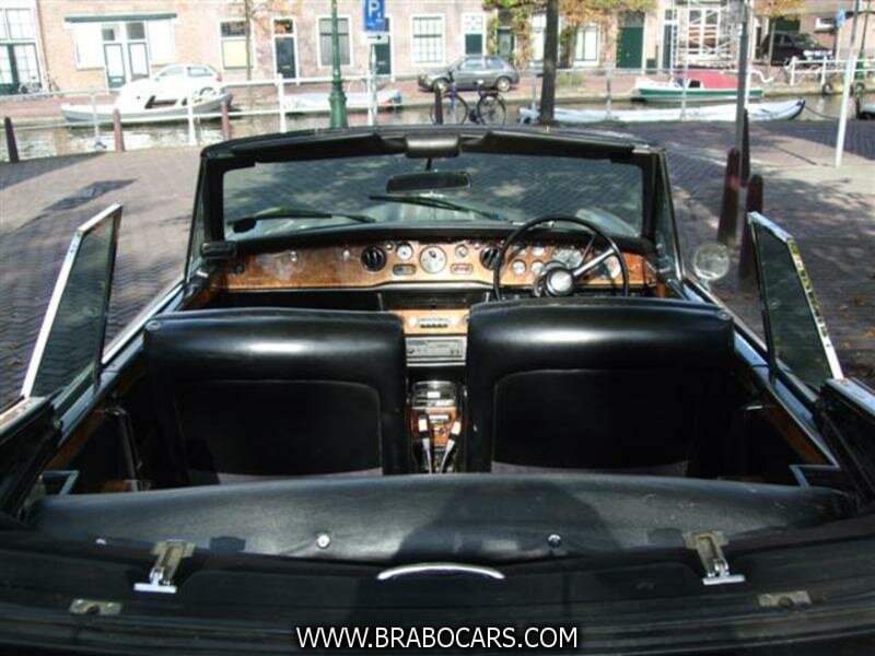 Rolls-Royce Corniche