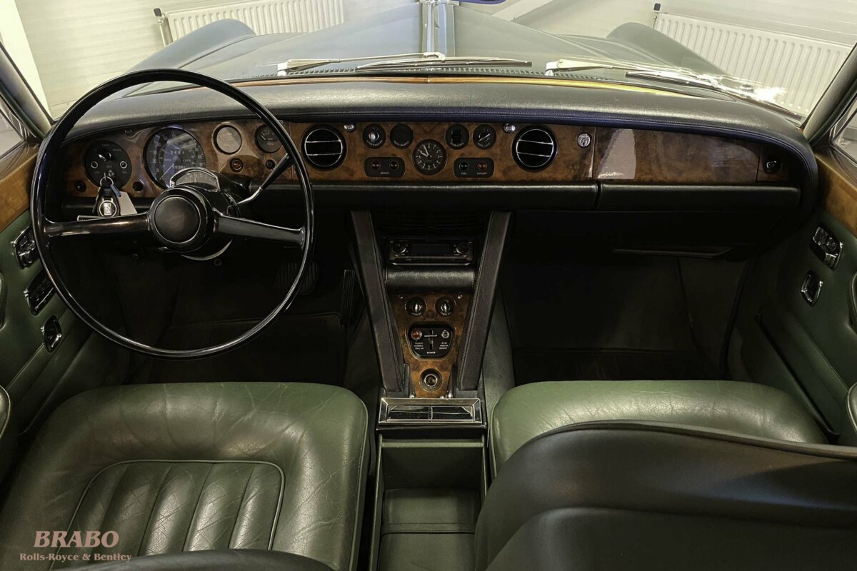 Rolls-Royce Silver Shadow