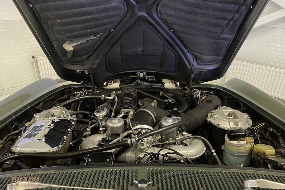 Rolls-Royce Silver Shadow