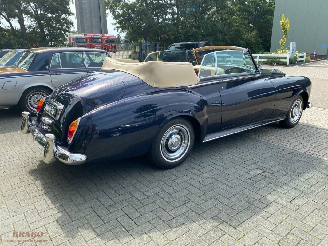 Rolls-Royce Silver Cloud III Drophead Coupe