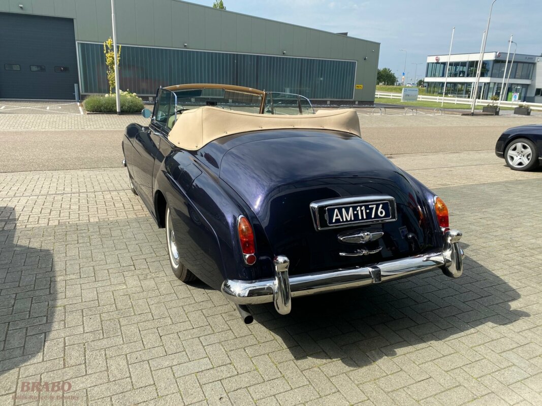 Rolls-Royce Silver Cloud III Drophead Coupe