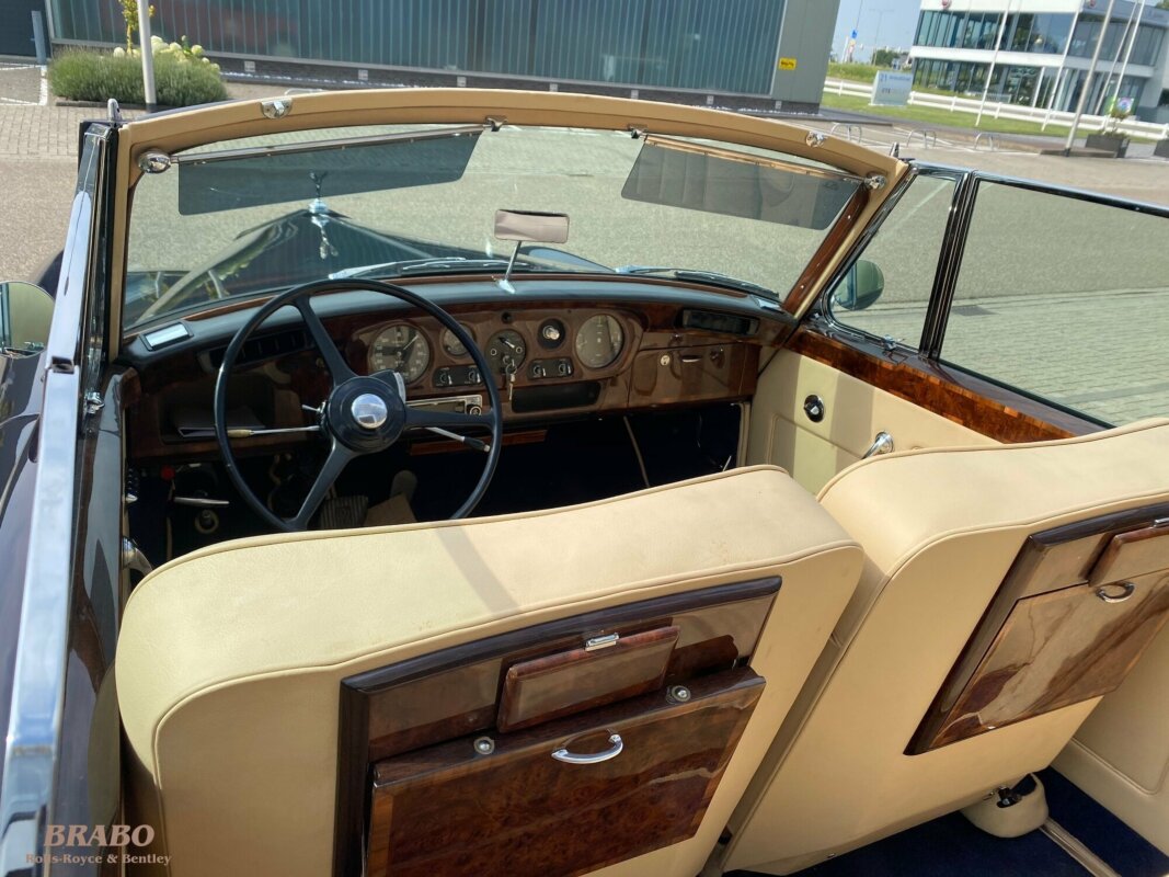 Rolls-Royce Silver Cloud III Drophead Coupe
