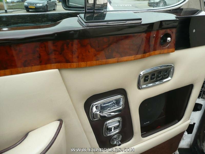 Rolls-Royce Corniche