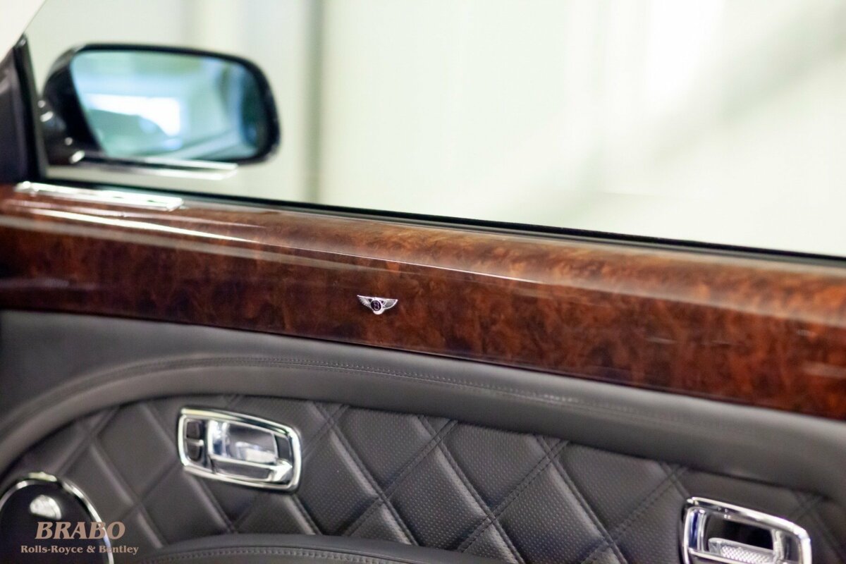 Bentley Brooklands Coupe 2010 Diamond Black
