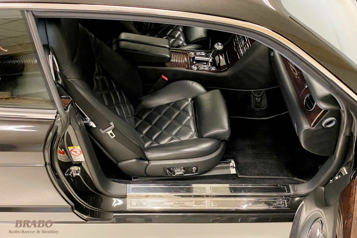 Bentley Brooklands Coupe 2010 Diamond Black