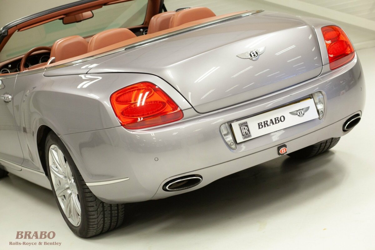 Bentley Continental GTC 2007 Silver Tempest