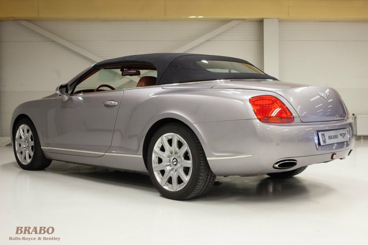Bentley Continental GTC 2007 Silver Tempest