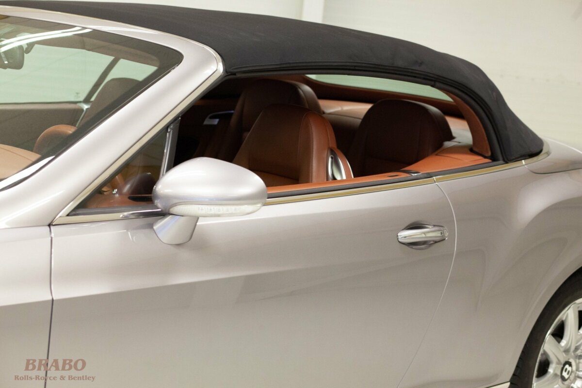 Bentley Continental GTC 2007 Silver Tempest