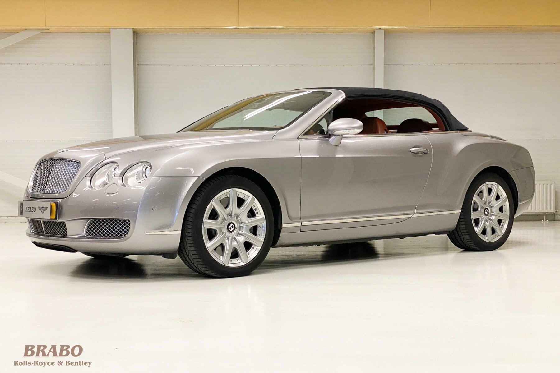 10 см-ге дейінгі кішкентай пениспен жыныстық қатынас бейне