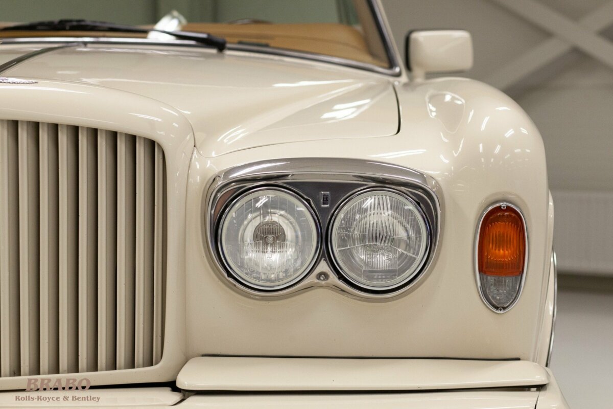 Bentley Continental MPW Drophead Coupé 1988 Magnolia