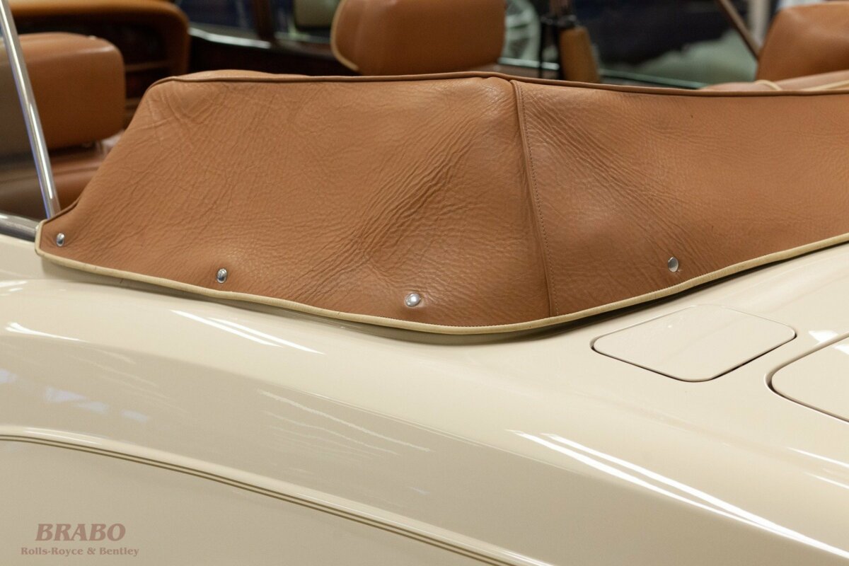 Bentley Continental MPW Drophead Coupé 1988 Magnolia