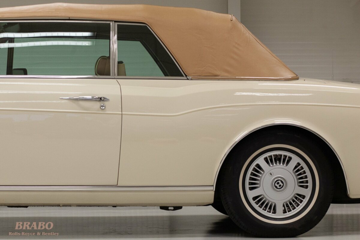 Bentley Continental MPW Drophead Coupé 1988 Magnolia