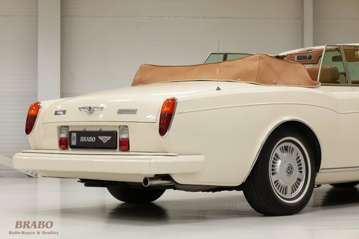 Bentley Continental MPW Drophead Coupé 1988 Magnolia