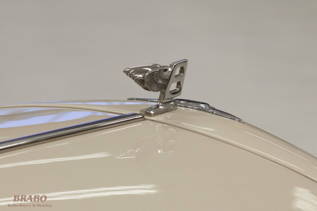 Bentley Continental MPW Drophead Coupé 1988 Magnolia