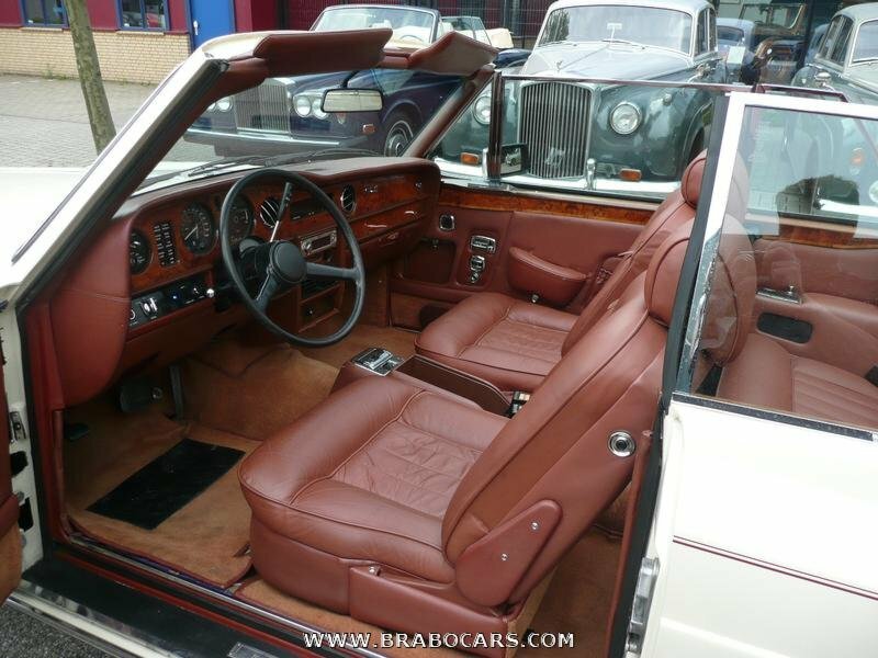Rolls-Royce Corniche