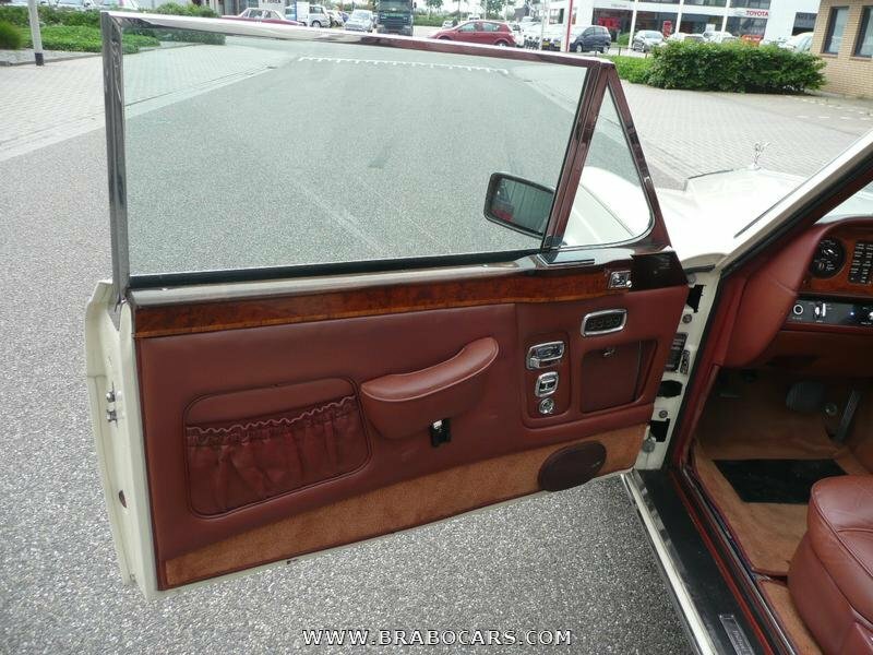 Rolls-Royce Corniche