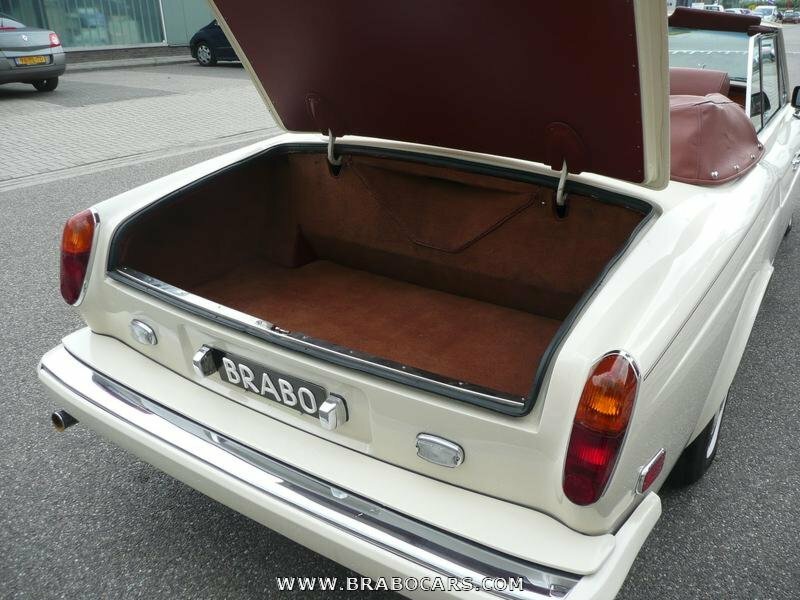 Rolls-Royce Corniche