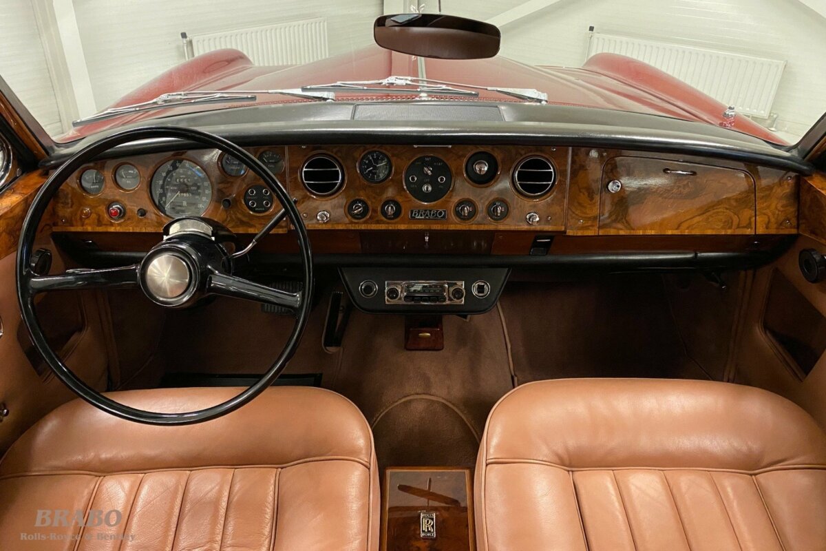 Rolls-Royce Silver Shadow MPW 2-door saloon