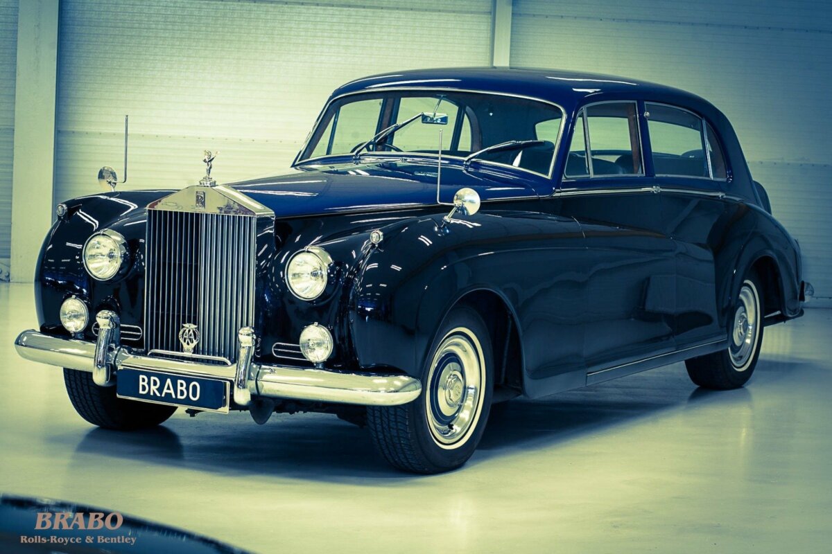 Rolls-Royce Silver Cloud II James Young RHD