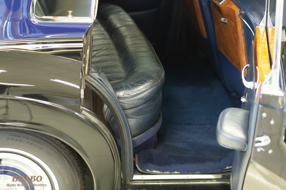 Rolls-Royce Silver Cloud II James Young RHD