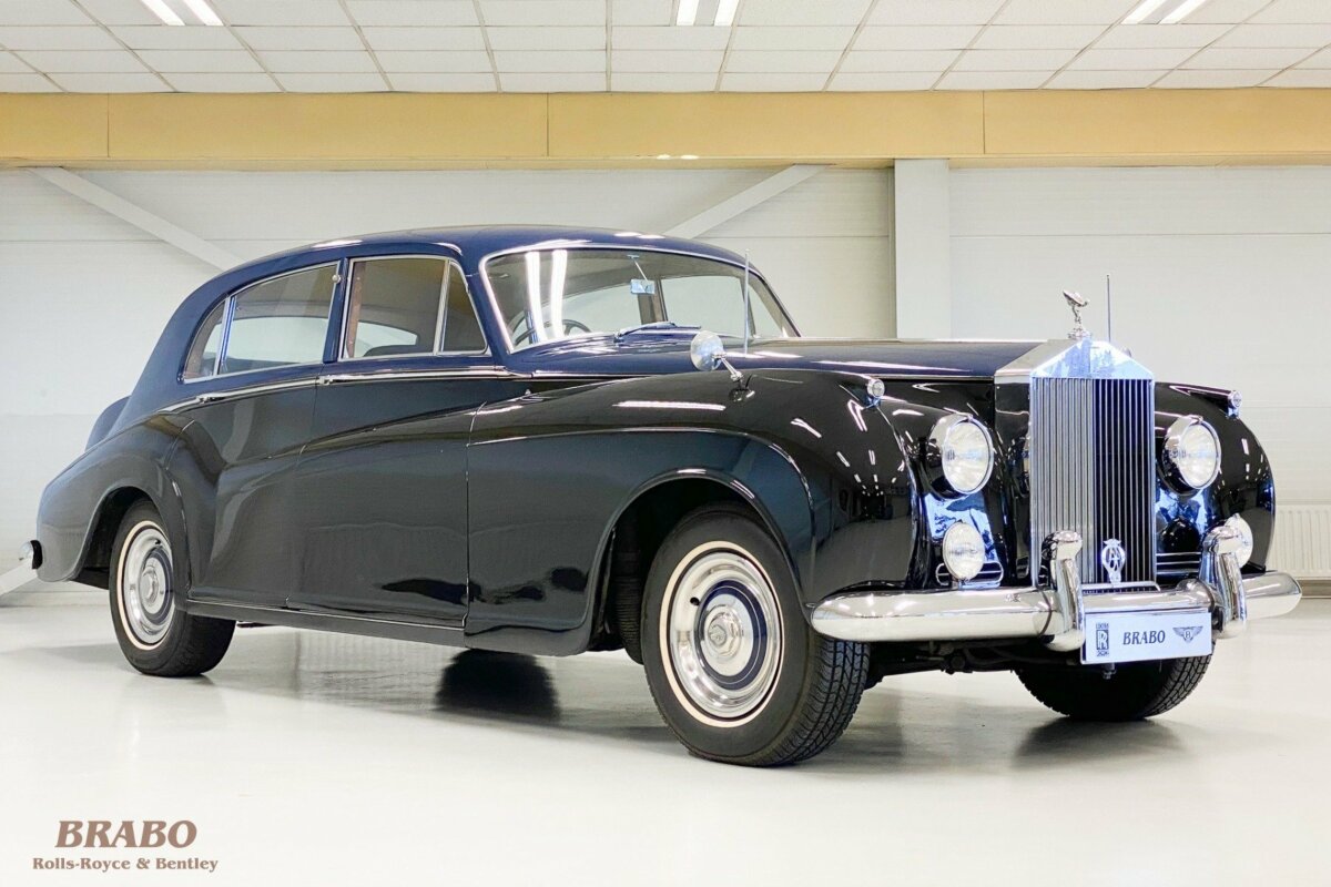 Rolls-Royce Silver Cloud II James Young RHD