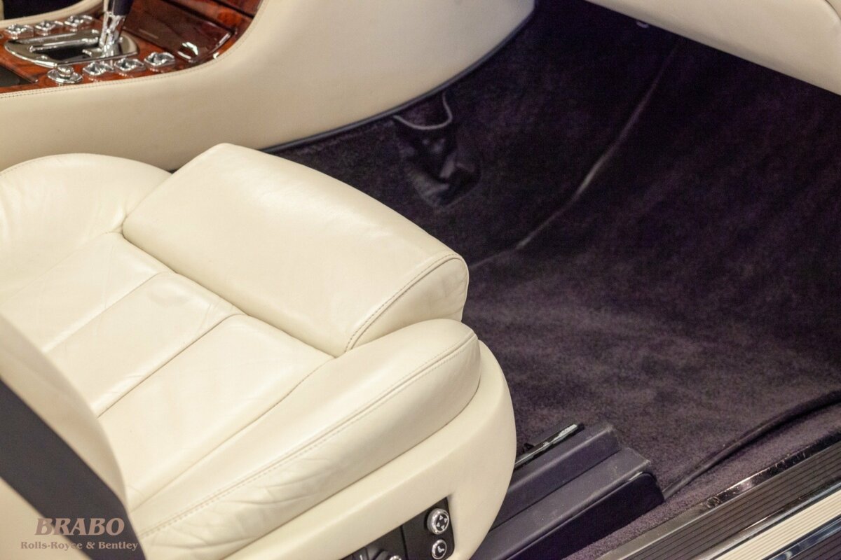 Bentley Azure 2007 Silver Lake